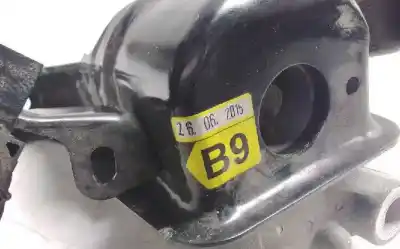 Second-hand car spare part right engine support for toyota auris hybrid active oem iam references   