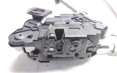 Second-hand car spare part left front door lock for skoda rapid active oem iam references 5e1837015a  