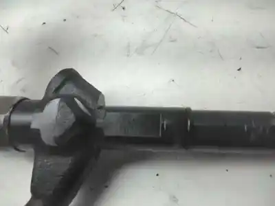 Second-hand car spare part injector for nissan x-trail i (t30) 2.2 dci 4x4 oem iam references 06h01022  