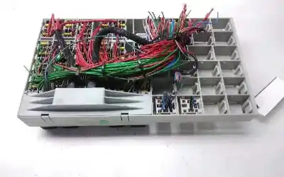 İkinci el araba yedek parçası  için SCANIA SERIE P/G/R (L-CLASE)  OEM IAM referansları 2404758  