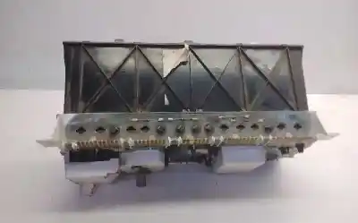 Pièce détachée automobile d'occasion compteur de vitesse tableau de bord pour peugeot 405 berlina * références oem iam 9605841780  