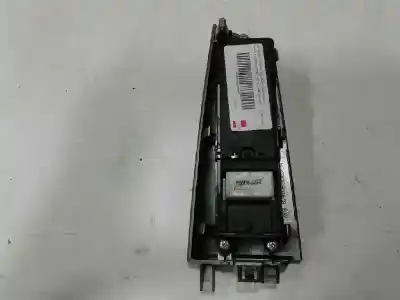 Second-hand car spare part left front power window switch for toyota corolla (_e12_) 1.4 d (nde120_) oem iam references 7423202270  