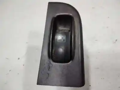 Peça sobressalente para automóvel em segunda mão botão / interruptor elevador vidro traseiro esquerdo por hyundai trajet (fo) 2.0 crdi gls referências oem iam 935353a000