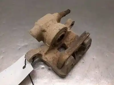 Автозапчастина б/у задній правий гальмівний супорт для mitsubishi outlander (cw0) 2.0 di-d intense посилання на oem iam mn116310  