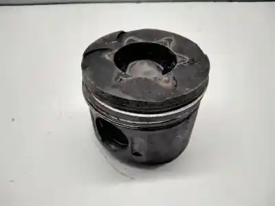 Pièce détachée automobile d'occasion PISTON pour MERCEDES-BENZ CLASE C (W203) BERLINA  Références OEM IAM  118140 