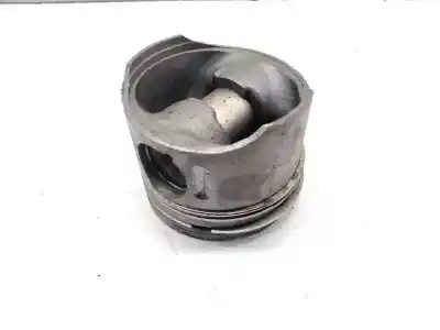 Pièce détachée automobile d'occasion PISTON pour MERCEDES-BENZ CLASE C (W203) BERLINA  Références OEM IAM  118140 