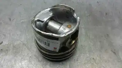 Recambio de automóvil de segunda mano de piston para citroen jumper caja cerrada desde ´02 29 m 2.2 hdi / - hdi 100 referencias oem iam   