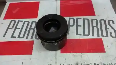 Pezzo di ricambio per auto di seconda mano Pistone per NISSAN NAVARA PICK-UP (D40M) 2.5 dCi Diesel CAT Riferimenti OEM IAM 92600 EB70A  
