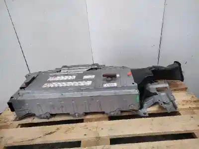 Pièce détachée automobile d'occasion BATTERIE pour TOYOTA AURIS TOURING SPORTS (E18)  Références OEM IAM G951012020  