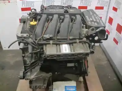 Pièce détachée automobile d'occasion moteur complet pour renault megane ii berlina 5p 1.6 16v références oem iam k4m 700 36875 
