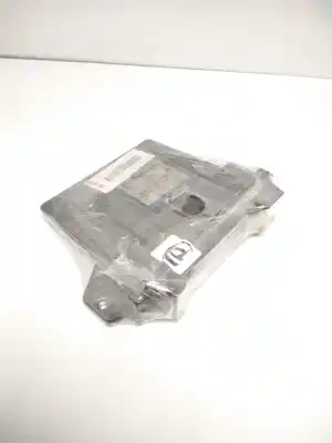 Автозапчастина б/у ебу контролер двигуна для renault kangoo (f/kc0) alize посилання на oem iam 7700104956 r04080012h 7700111206