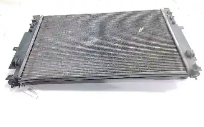 Автозапчастина б/у водяний радіатор для skoda superb (3u4) classic посилання на oem iam 8d0121251bh