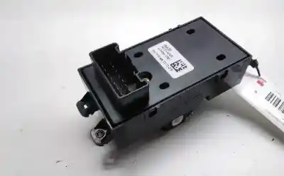 Pezzo di ricambio per auto di seconda mano interruttore alzacristalli anteriore sinistro per kia cee´d concept riferimenti oem iam 93570a2300  