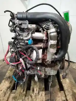 Second-hand car spare part complete engine for renault clio iii authentique oem iam references k9k 612  