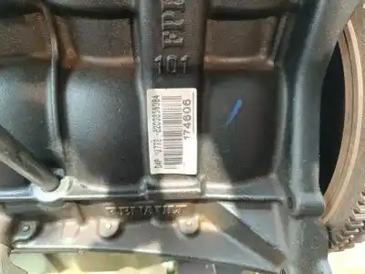 Gebrauchtes Autoersatzteil kompletter motor zum renault twingo ii (cn0_) 1.2 16v (cn0k cn0v) oem-iam-referenzen d4fj772  