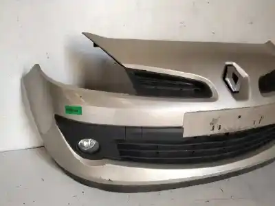 Gebrauchtes Autoersatzteil vordere stossstange zum renault clio iii confort expression oem-iam-referenzen   