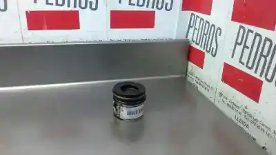 Piesă de schimb auto la mâna a doua PISTON pentru PEUGEOT PARTNER (S2)  Referințe OEM IAM   