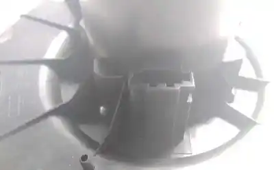 Peça sobressalente para automóvel em segunda mão motor de sofagem por skoda rapid active referências oem iam 6r1819015  