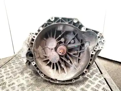 Pièce détachée automobile d'occasion BOÎTE DE VITESSES pour RENAULT MASTER  Références OEM IAM 770178734  