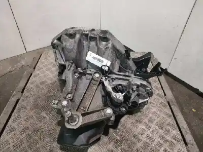 Автозапчастина б/у коробка передач для renault clio iii luxe privilege посилання на oem iam jr5164  