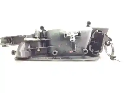 Pezzo di ricambio per auto di seconda mano maniglia interna anteriore destra per audi a3 (8p) 2.0 tdi ambiente riferimenti oem iam 8p3867020a  
