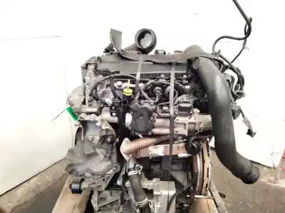 Pièce détachée automobile d'occasion MOTEUR COMPLET pour RENAULT MASTER III FURGONETA (FV)  Références OEM IAM M9TA676  M9T676
