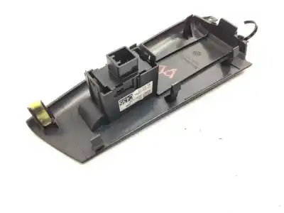 Second-hand car spare part right front power window switch for toyota corolla (e12) 2.0 d-4d luna berlina oem iam references 8480102361b0  