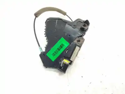 Second-hand car spare part left front door lock for toyota corolla (e12) 2.0 d-4d luna berlina oem iam references   