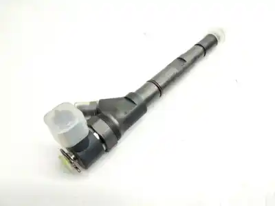 Second-hand car spare part INJECTOR for HYUNDAI H1  OEM IAM references 338004A000  