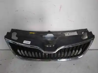 Second-hand car spare part front grille for skoda rapid active oem iam references   