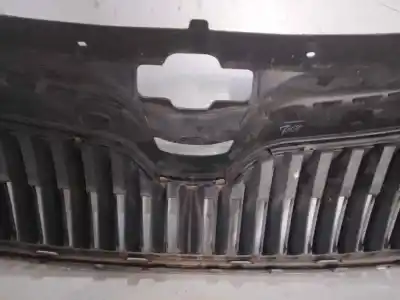 Second-hand car spare part front grille for skoda rapid active oem iam references   