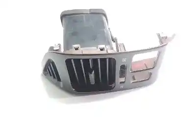 Pièce détachée automobile d'occasion GRILLE D'AÉRATION pour MITSUBISHI MONTERO (V60/V70)  Références OEM IAM MR402451  