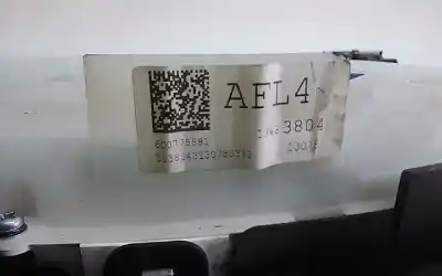 Peça sobressalente para automóvel em segunda mão quadrante por opel astra j lim. selective referências oem iam 13433804  