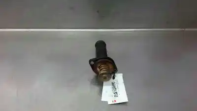 Recambio de automóvil de segunda mano de termostato para seat cordoba berlina (6k2) 1.9 tdi referencias oem iam   