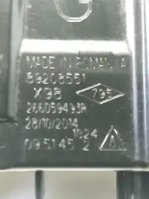 Second-hand car spare part left headlight for renault clio iv dynamique oem iam references 89208551  