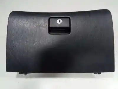 Second-hand car spare part glove compartment for toyota corolla (_e12_) 1.4 d (nde120_) oem iam references 5555102060