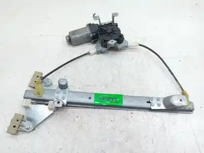 Recambio de automóvil de segunda mano de ELEVALUNAS TRASERO IZQUIERDO para NISSAN QASHQAI (J10)  referencias OEM IAM 402191A  