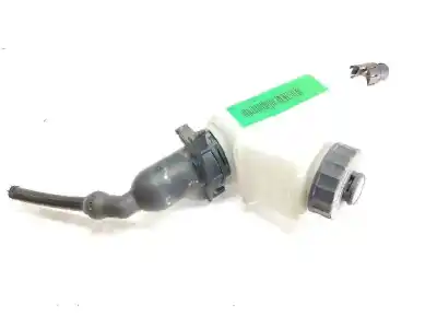 Second-hand car spare part clutch cylinder for renault premium route ->2006 fas 4x2 larga distancia oem iam references 9700010204  