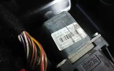 Second-hand car spare part driver left window regulator for volkswagen passat variant (3c5) advance plus bluemotion oem iam references 980851135   Second-hand car spare part driver left window regulator for volkswagen passat variant (3c5) advance plus bluemotion oem iam references 980851135