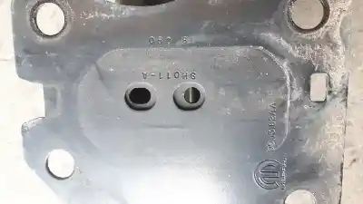 Second-hand car spare part front bumper reinforcement for chrysler grand voyager lx oem iam references 05113162aa  