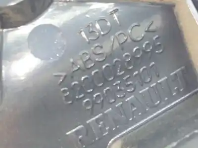 Автозапчастина б/у усередині передня права ручка для renault clio ii fase ii (b/cb0) authentique посилання на oem iam 8200028995  
