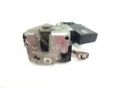 Pièce détachée automobile d'occasion Serrure De Porte Avant Droite pour BMW SERIE 3 BERLINA (E36) 318i Références OEM IAM 8122418  