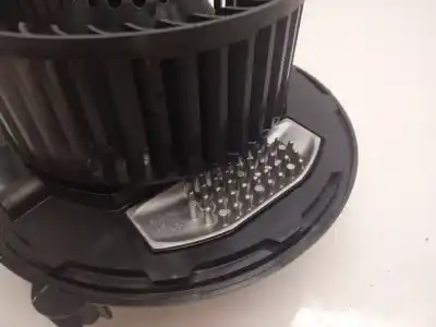 Peça sobressalente para automóvel em segunda mão motor de sofagem por seat ateca (kh7) style referências oem iam 5wb819015  