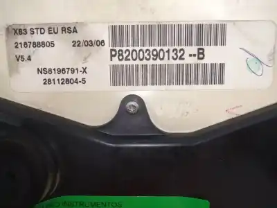 Peça sobressalente para automóvel em segunda mão quadrante por nissan primastar (x83) 2.5 dci diesel cat referências oem iam p8200390132b  