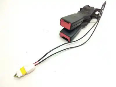 Автозапчасти б/у крюк для ремня задний центральный за citroen c4 cactus 1.2 12v e-thp ссылки oem iam 98069713xt  