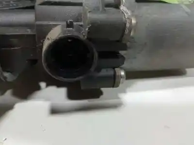 Second-hand car spare part driver left window regulator for renault mascott ka 120. 35/55 base oem iam references 400739  