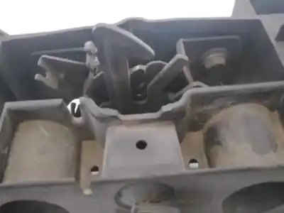 Автозапчастина б/у фронтальна панель для renault clio iii authentique посилання на oem iam 625003860r  