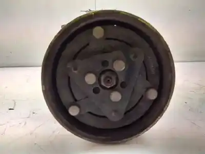 Peça sobressalente para automóvel em segunda mão compressor de ar condicionado a/a a/c por renault kangoo profesional referências oem iam 00511604361  