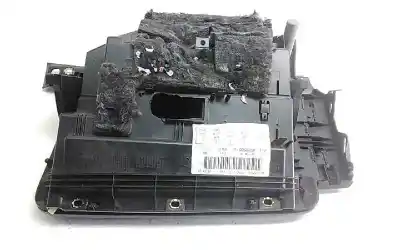 Автозапчастина б/у бардачок для audi a1 (8x) 1.6 tdi 90 cv / 66 kw посилання на oem iam 8x1857035b  