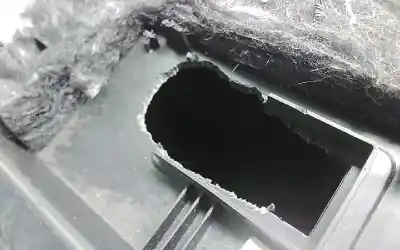 Автозапчастина б/у бардачок для audi a1 (8x) 1.6 tdi 90 cv / 66 kw посилання на oem iam 8x1857035b  